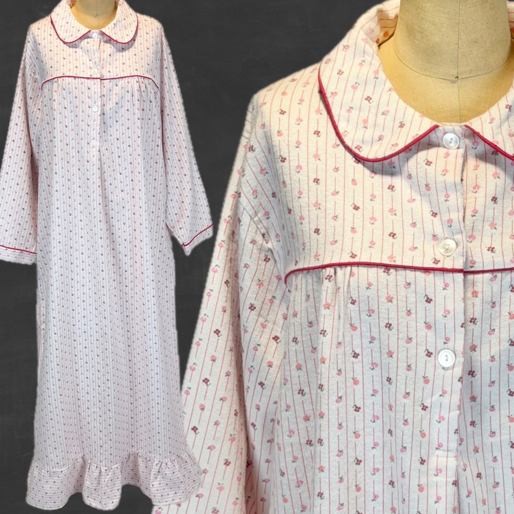 VINTAGE 90s flannel cotton maxi nightgown long sleeve ruffle collar floral large